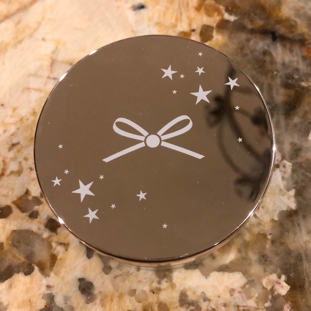 Ciate Extraordinary Translucent Powder - Picture 2 of 3